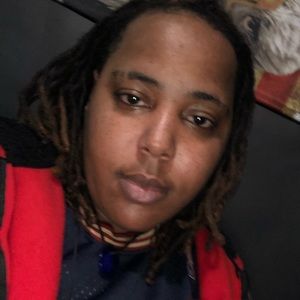 Meet your Posher, Ely